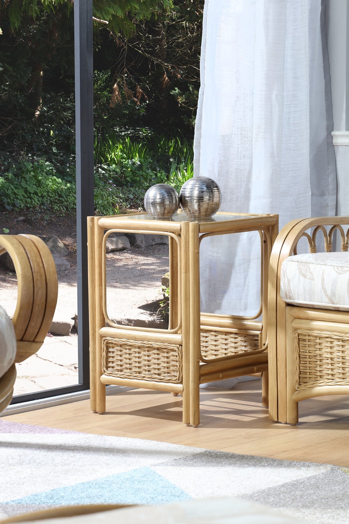 Handmade Vale Light Oak Lamp Table