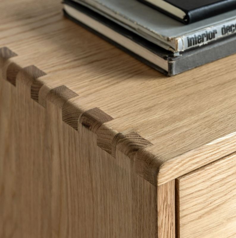Critchlow 5 Drawer Oak Chest
