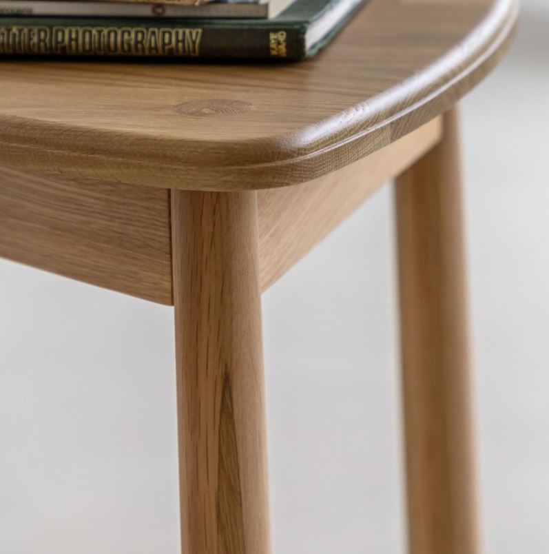 Desser Oak Nesting Tables - Set of 2, Triangular Top