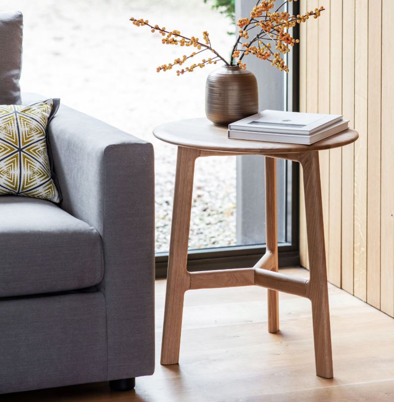 Side Tables & Nest of Tables