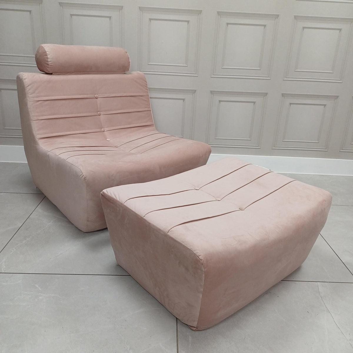 Cozy chair and footstool in Velvet Blush