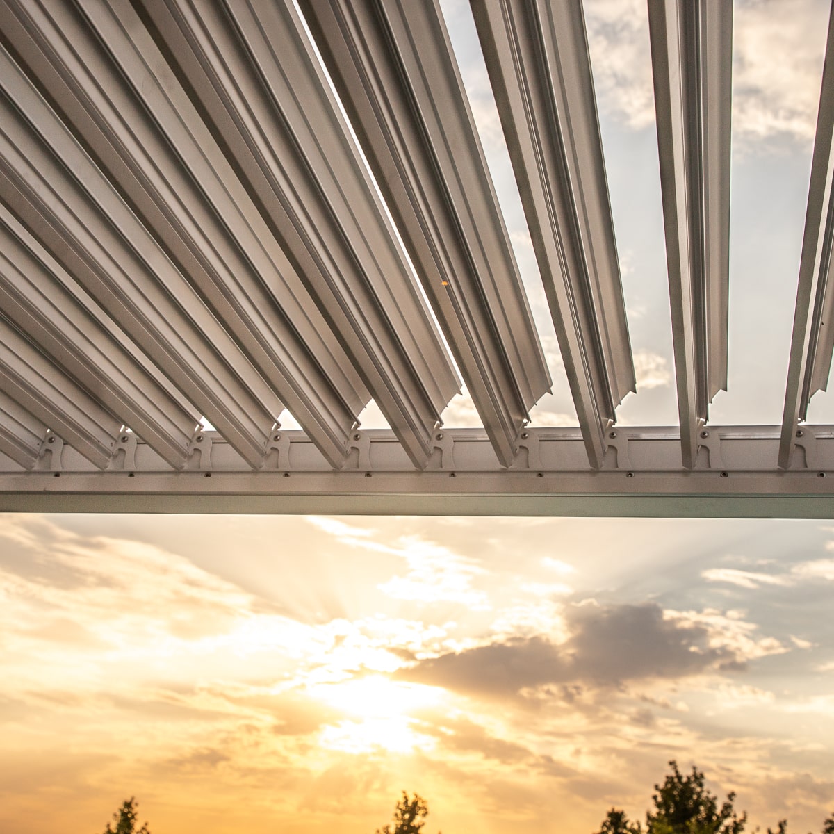 pergola white aluminium 4m x 4m with sides & led lights