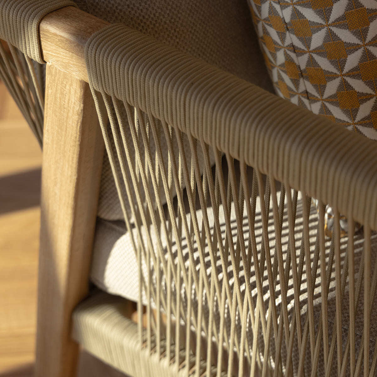 Brisbane Lounge Chair - Acacia Wood Brown