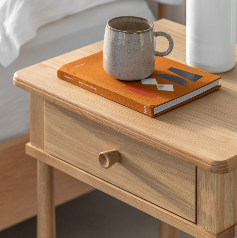 Wycombe Oak 1 Drawer Bedside Table