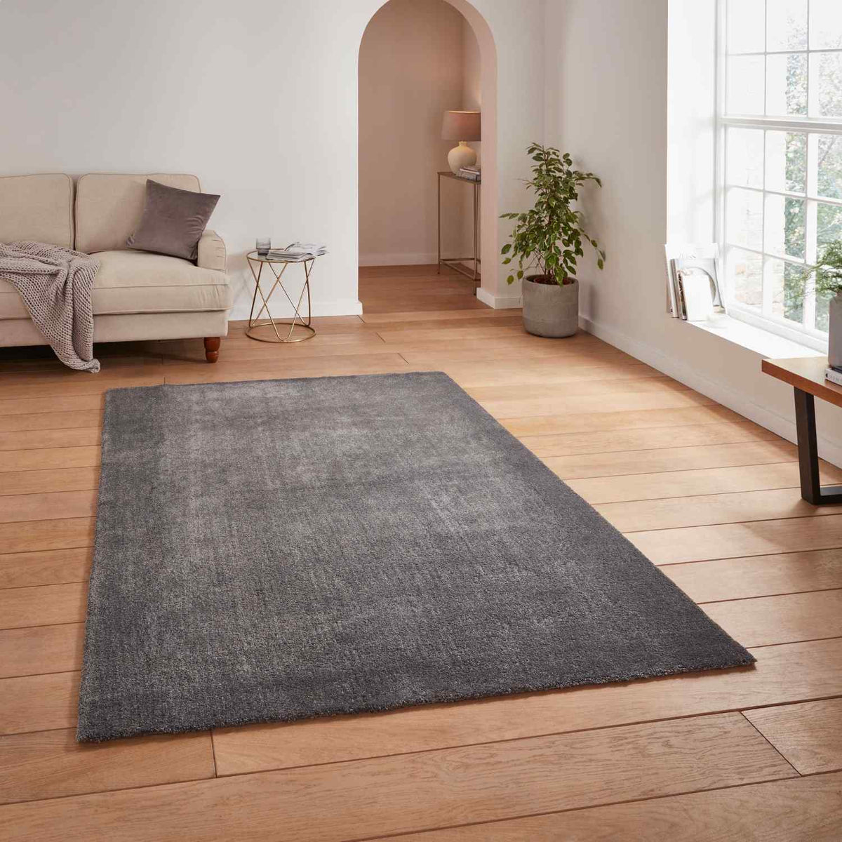 bay washable shaggy rug in beige 3 sizes available