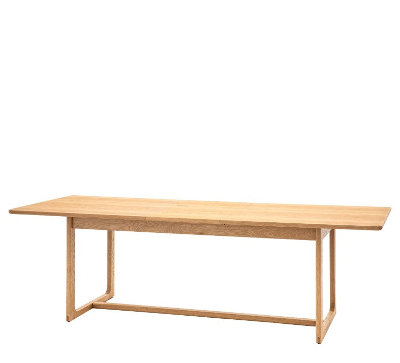 Creswell Extendable Rectangle Dining Table in Natural