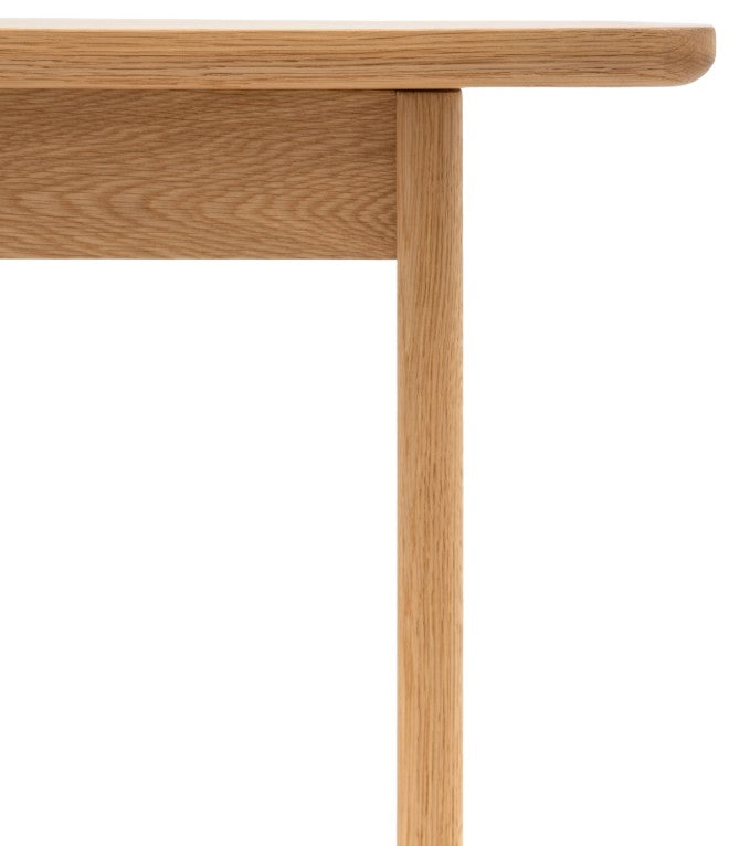 Creswell Extendable Rectangle Dining Table in Natural