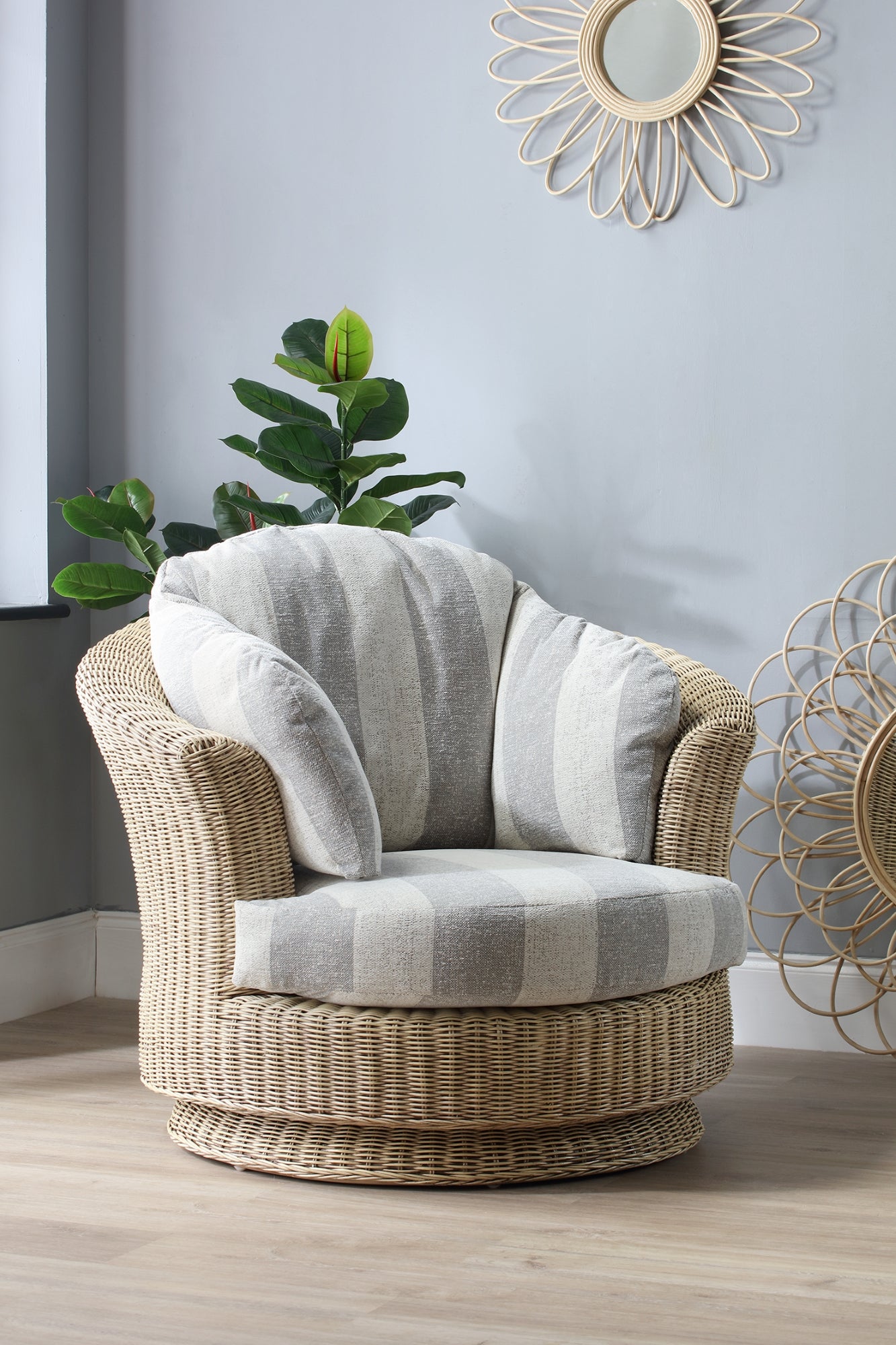 LYONチェア （LYON Chair | KAYULAMA Home）