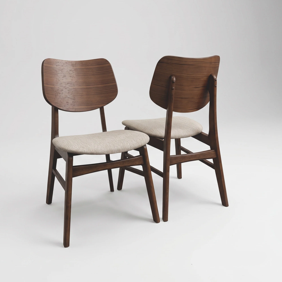 Dalia 150cm Walnut Dining Set – 4-Leg Base Table with 6 Kibano Oatmeal Boucle Chairs