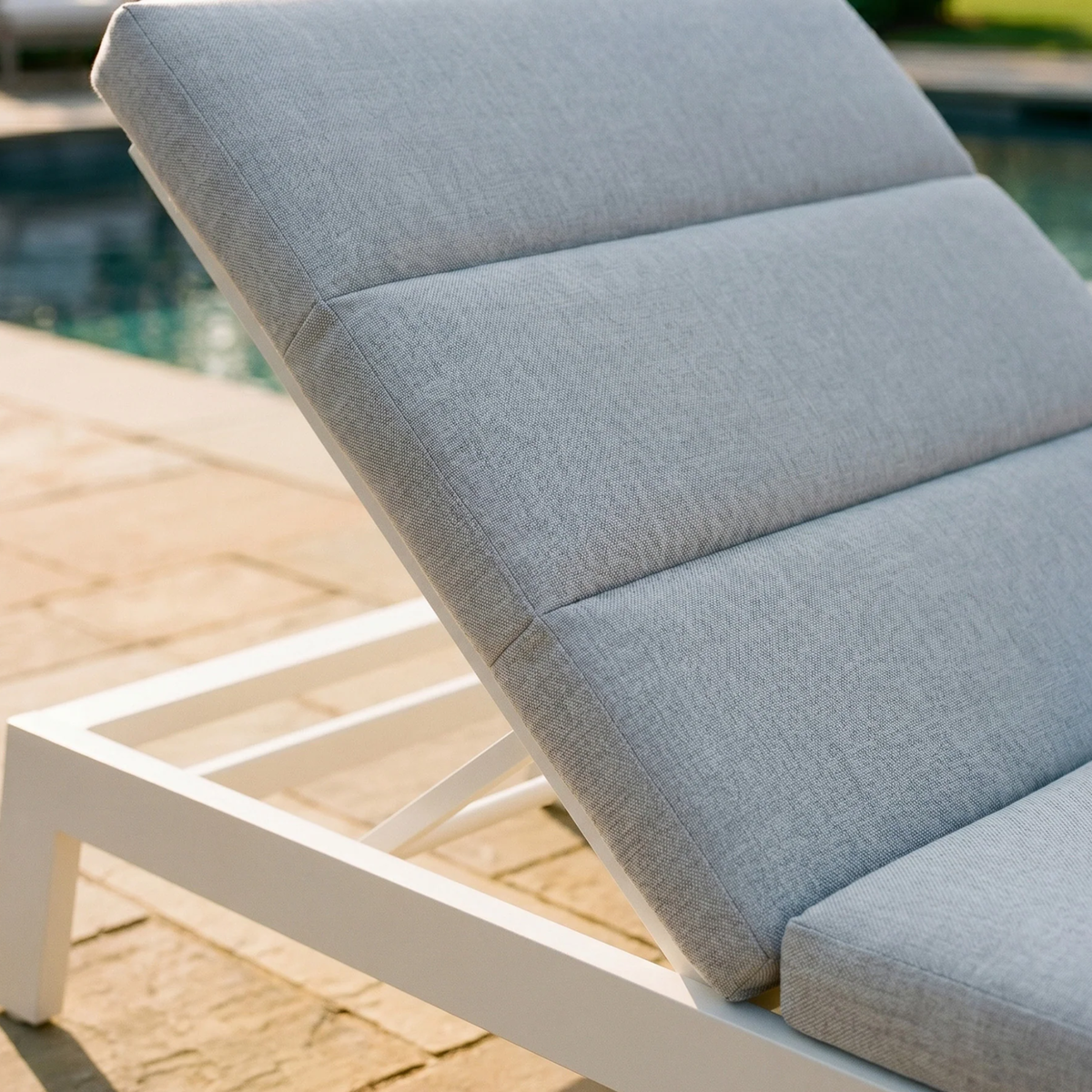 Dessa Outdoor Sun Lounger in White