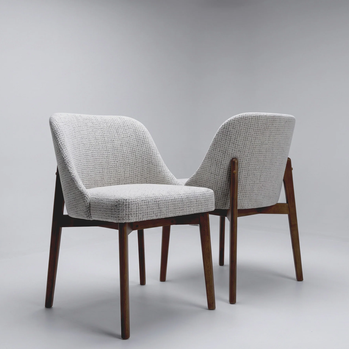 Divino 240cm Walnut Dining Set – Architectural Table with 8 Divino Oatmeal Boucle Chairs