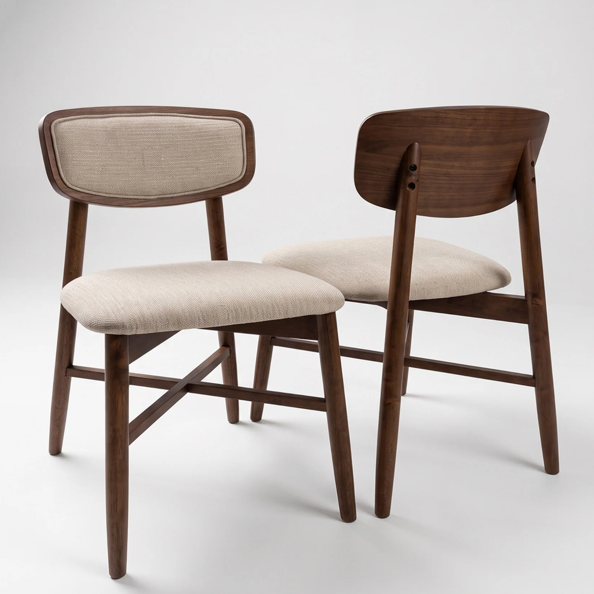 Eltera 180cm Walnut Dining Set – Sculptural Pedestal Base Table with 4 Eltera Oatmeal Boucle Chairs