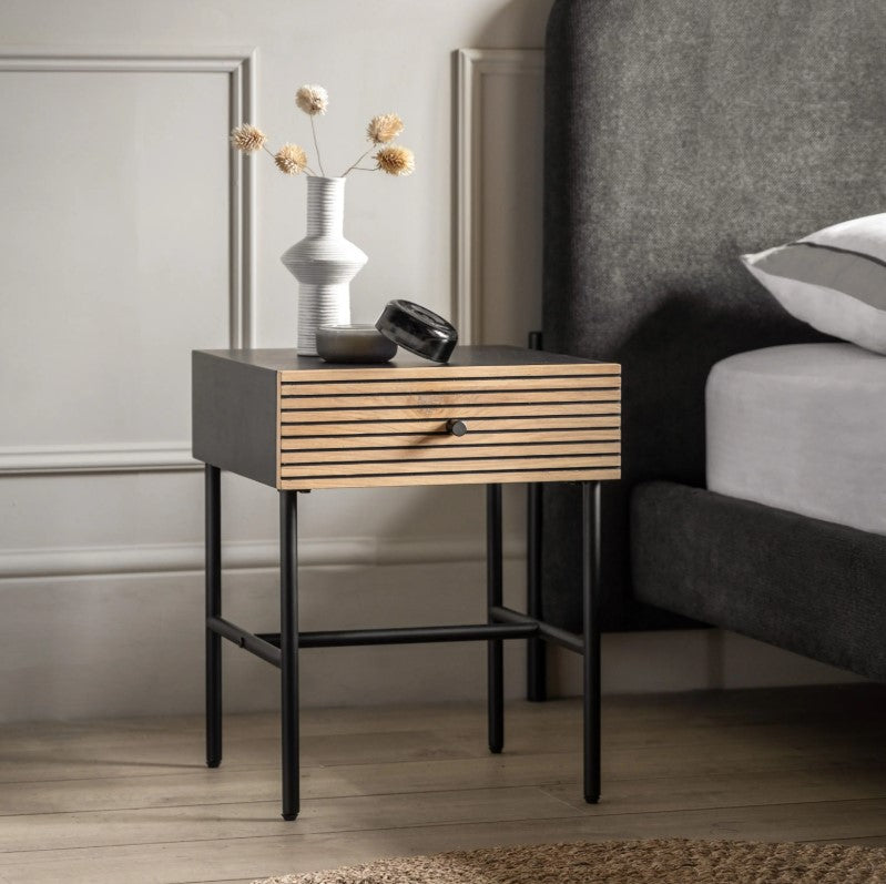 Hyland Oak 1 Drawer Bedside Table