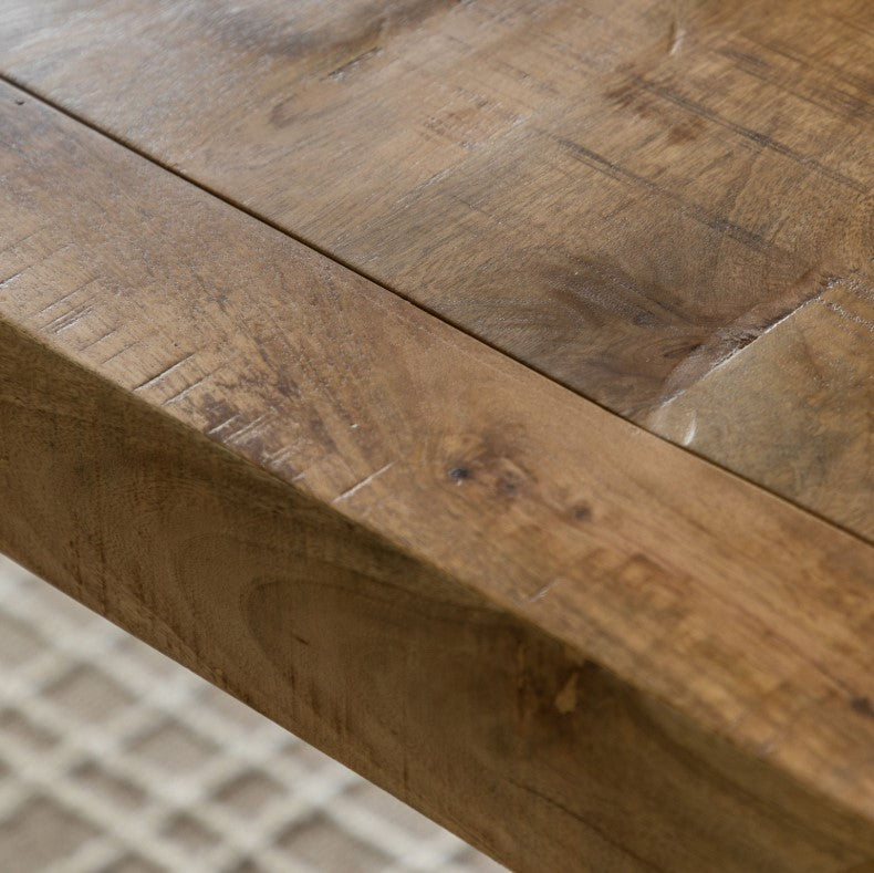 Idaho Mango Wood Dining Table in Natural