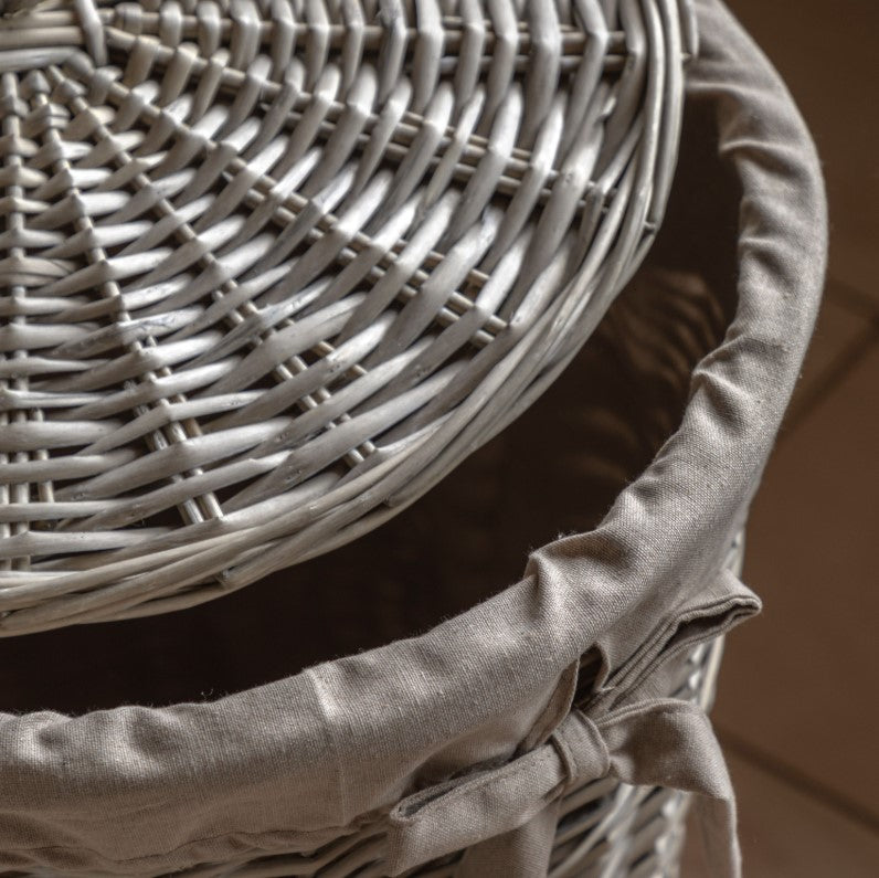 Desser Lined Natural Laundry Basket with Bow Set of 2