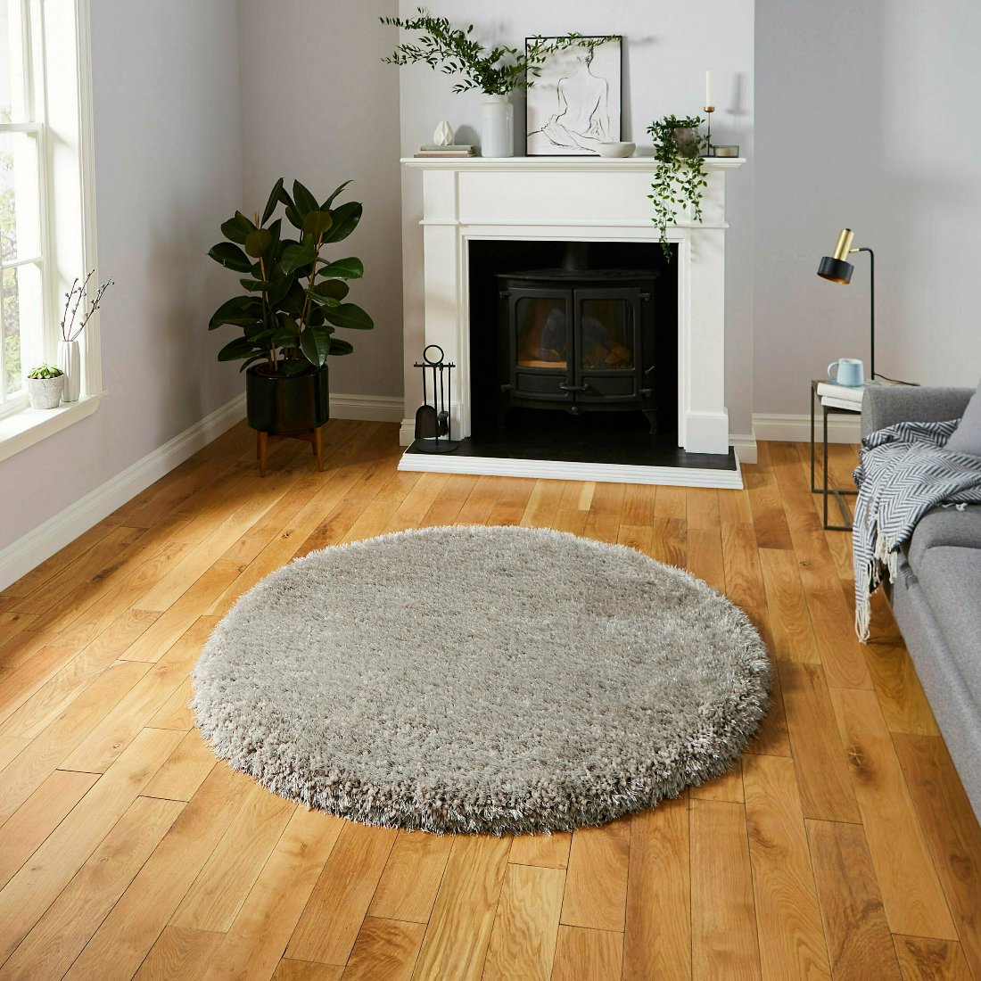 montana shaggy rug in silver 4 sizes available