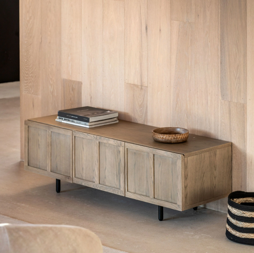 Pietro Oak Media Unit