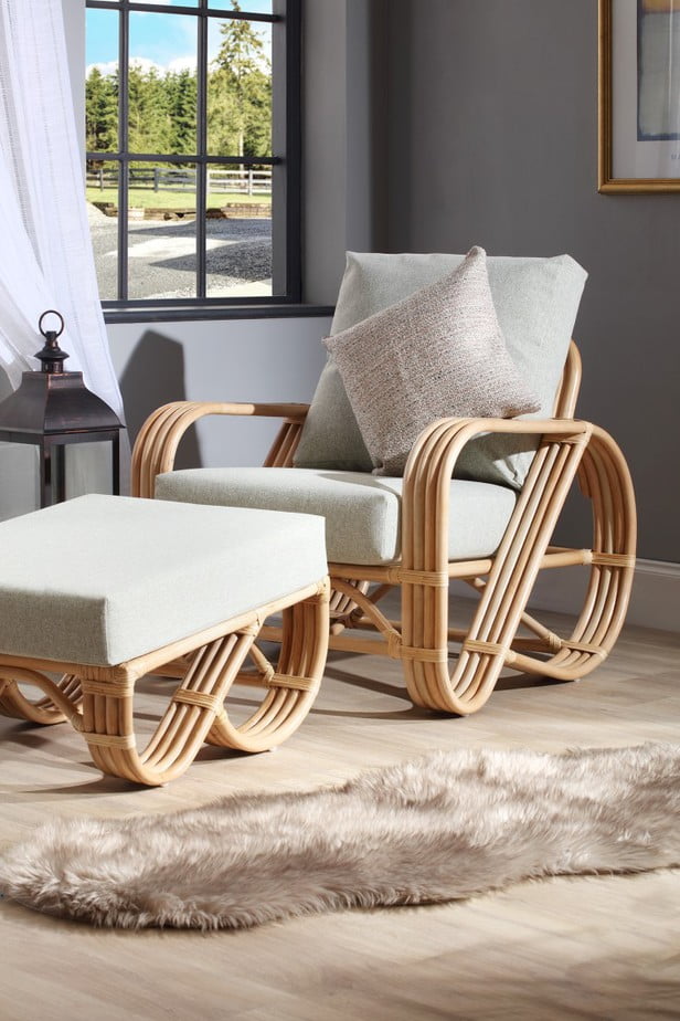 Pretzel-chair-stool-set