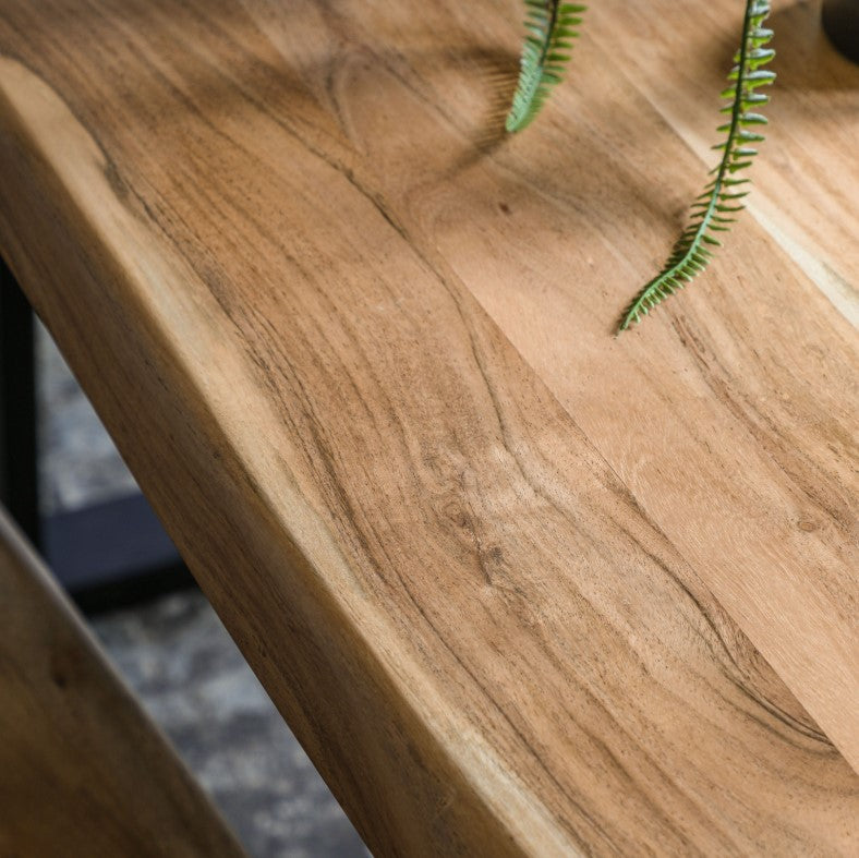Sieva Medium Dining Table