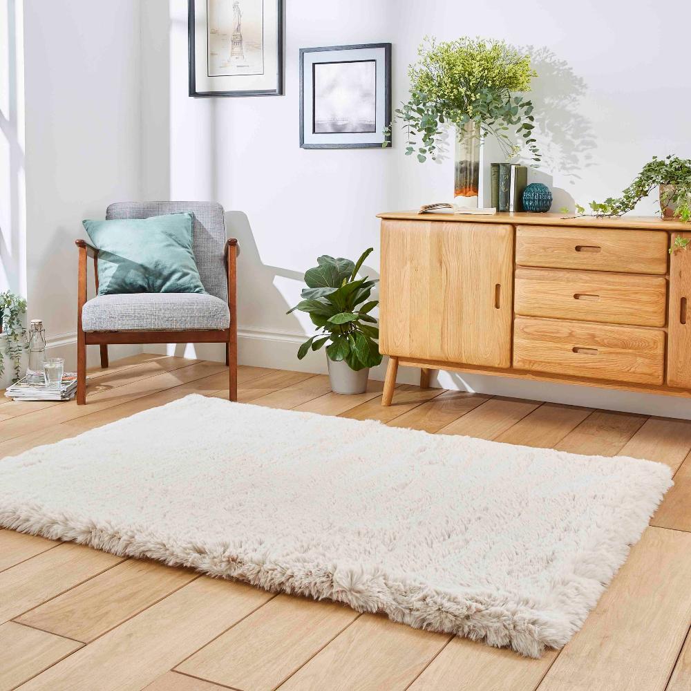 cushy soft shaggy rug in beige 4 sizes available