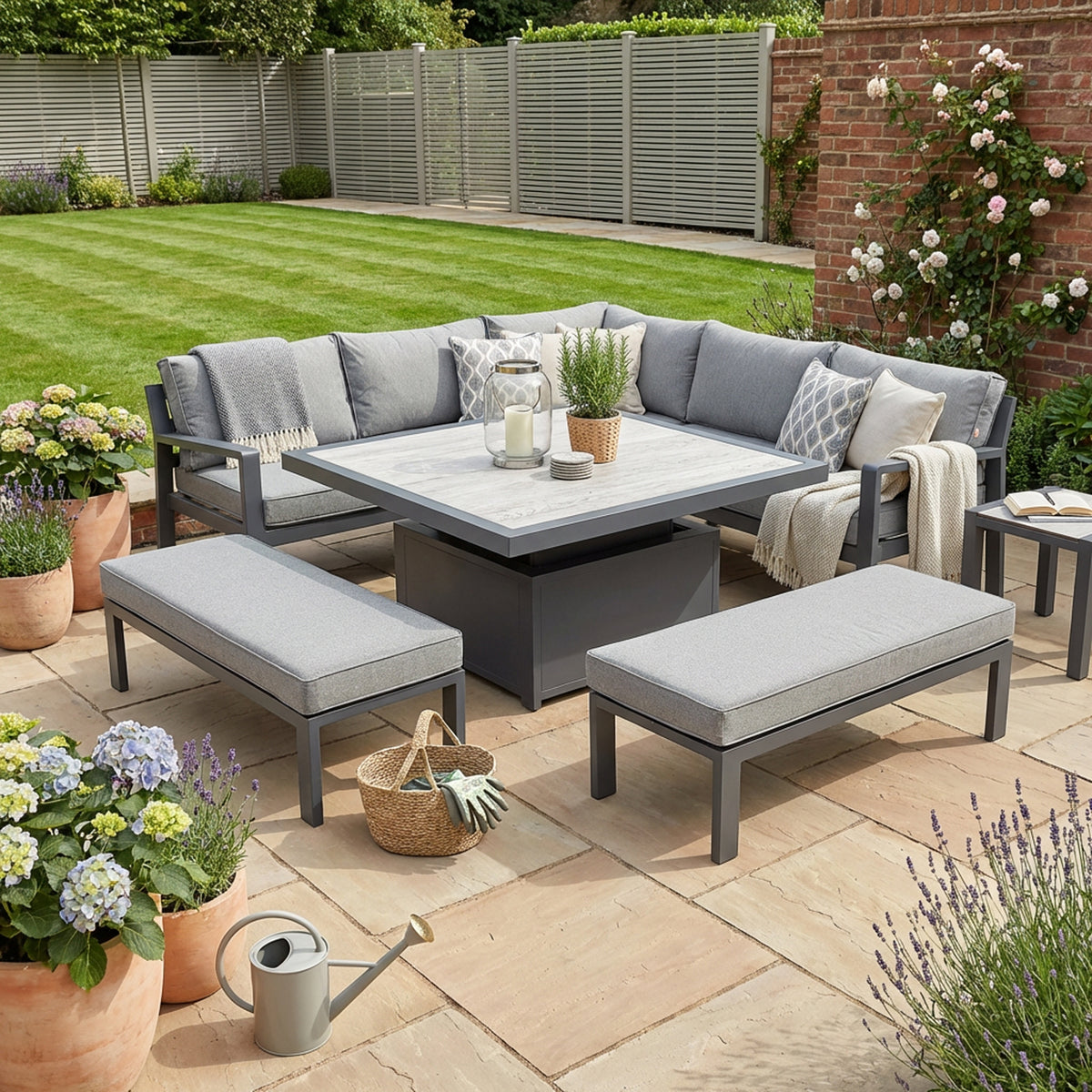 Tutbury Aluminium Outdoor Corner Sofa with Dual-Height Table