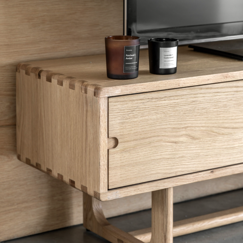 Chaleron Oak Wood Media Unit