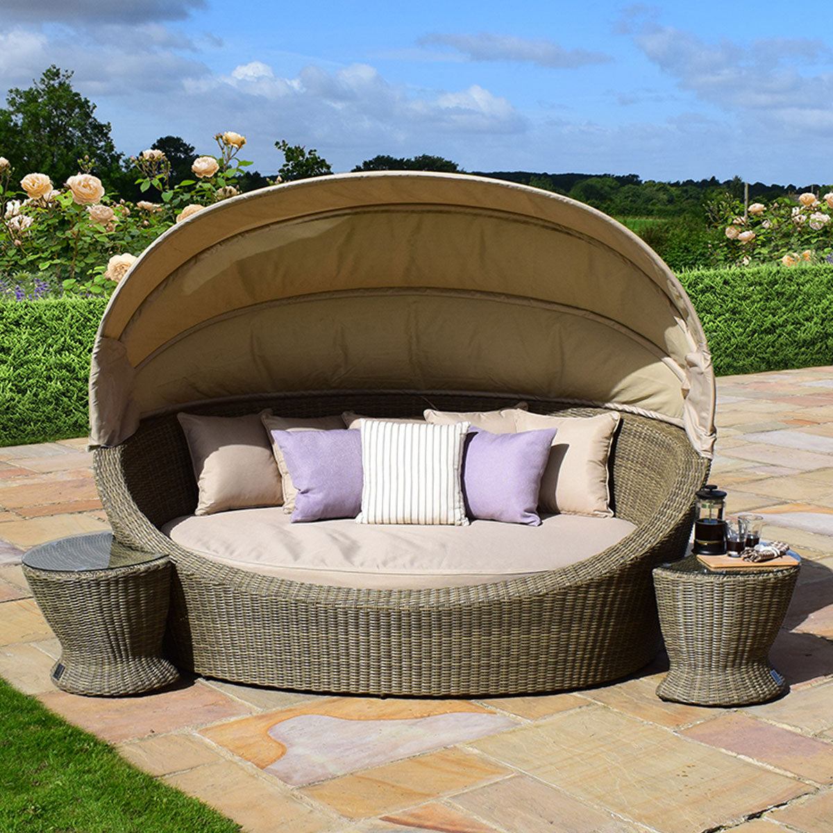 windemere outdoor rattan daybed with 2 side tables