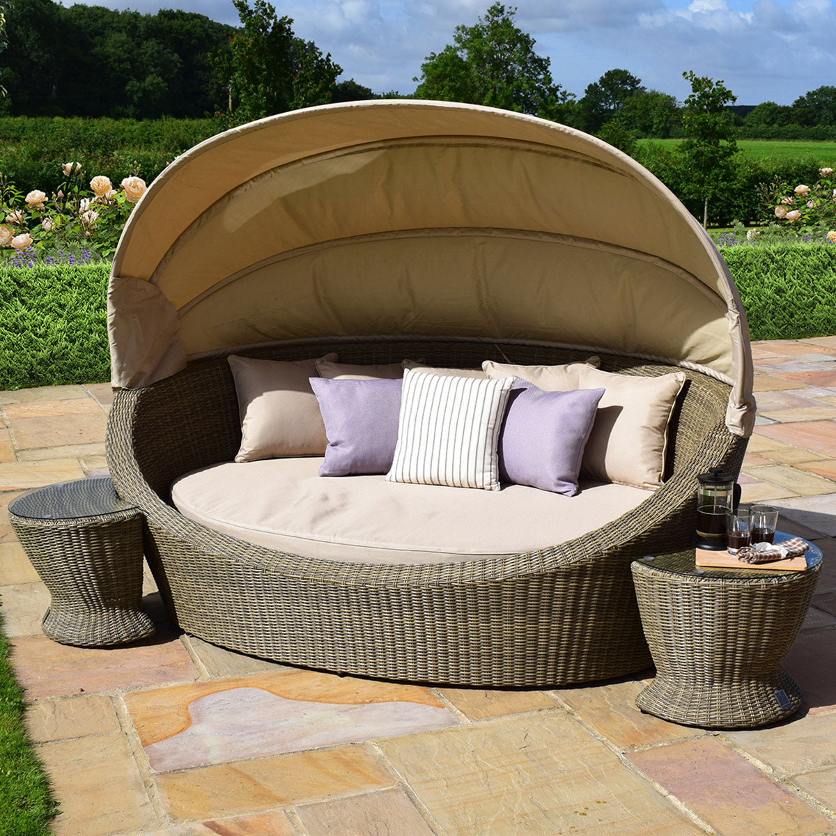 windemere outdoor rattan daybed with 2 side tables