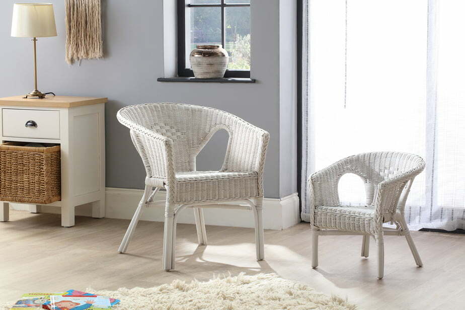 adult-and-kids-chair-white-set