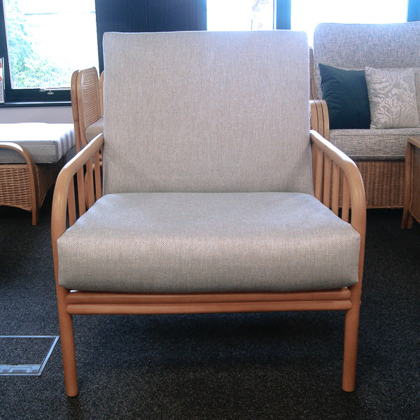 Aspen Light Oak Armchair in Roma Teal