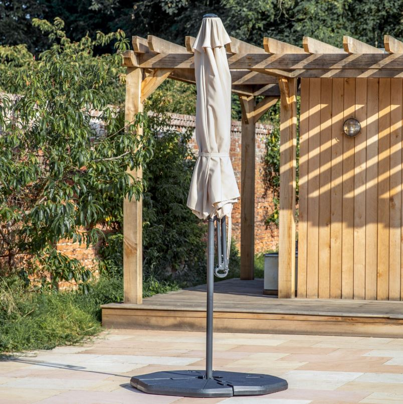 Venturo Cantilever Parasol Beige 3m