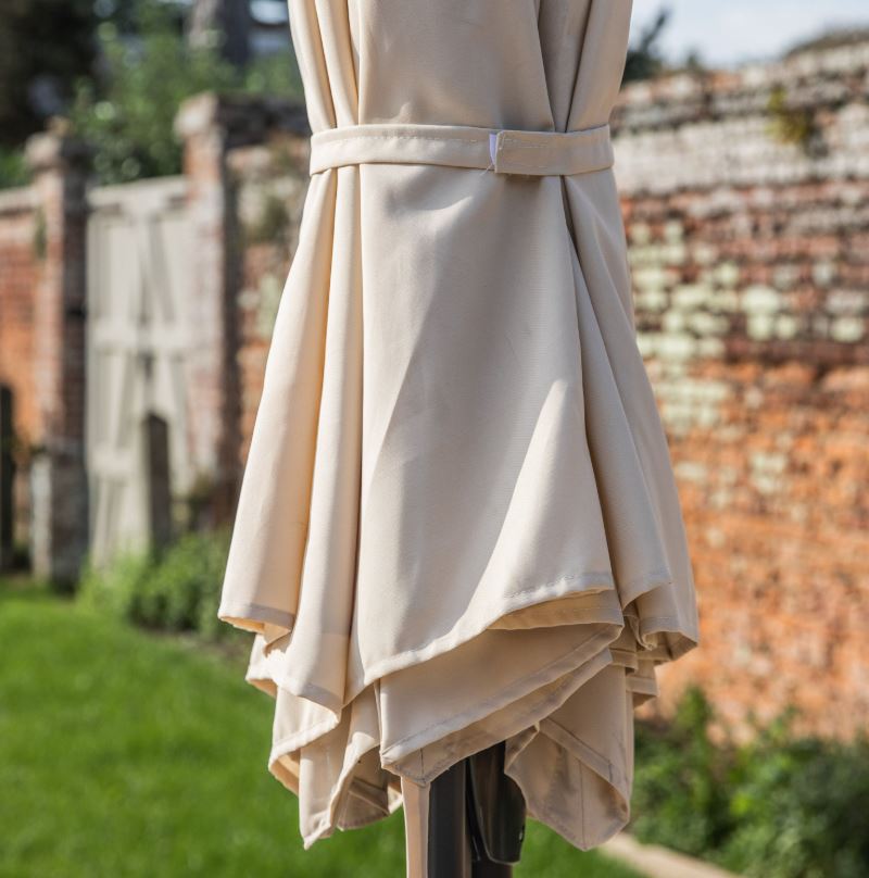 Venturo Cantilever Parasol Beige 3m