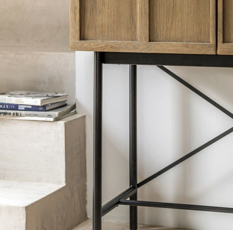 Pietro Oak 2 Door Cocktail Cabinet