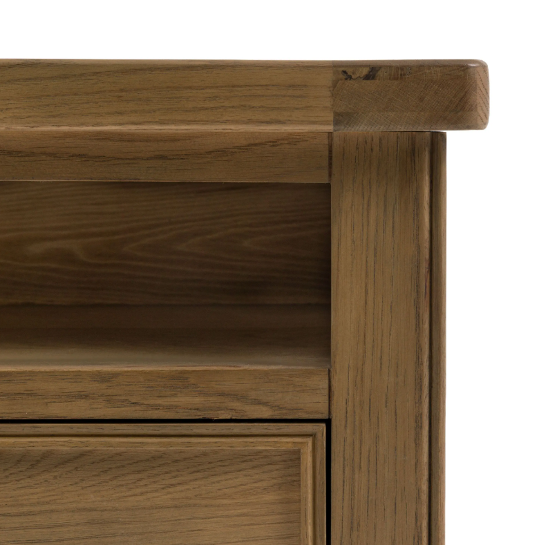 Harvard Oak Media Unit